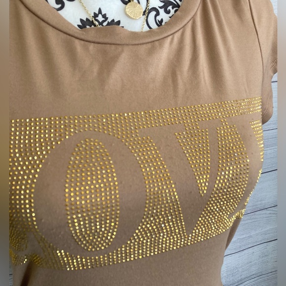 Minette | Women’s Short Sleeve Top - Picture 5 of 8